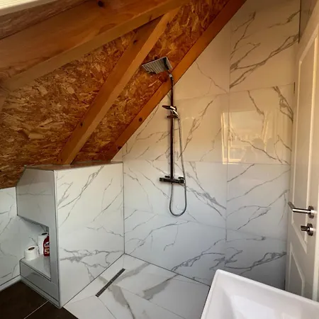Sunnyhill Apartamento Shkodër